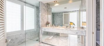 Exceptional Duplex Apartment in Prestigious Puerto Banús