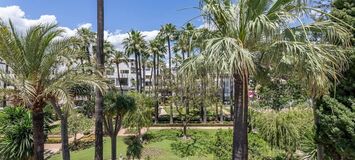 Exceptional Duplex Apartment in Prestigious Puerto Banús