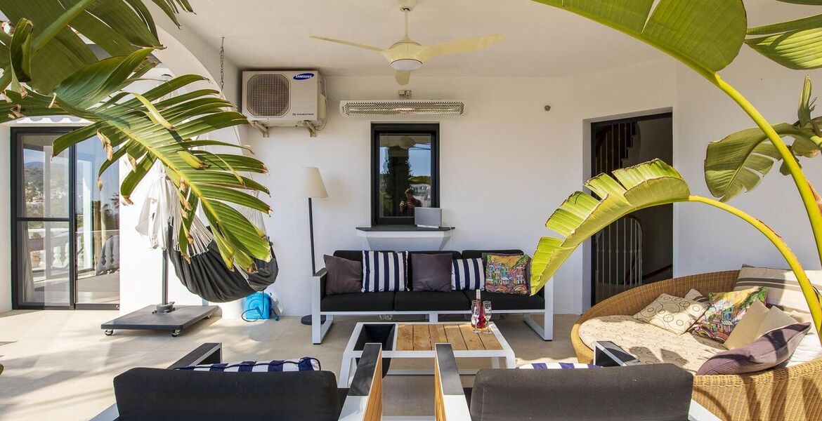 Luxurious Villa with Stunning Views in Estepona