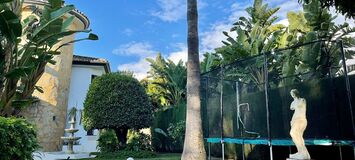 Luxurious Villa with Stunning Views in Estepona