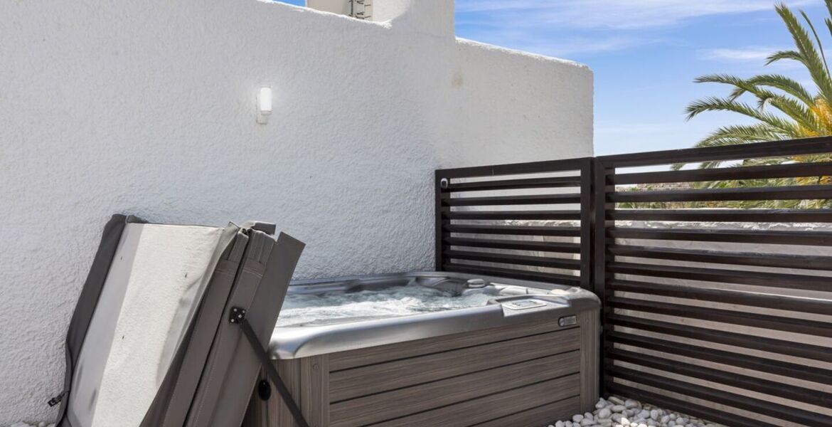 Townhouse for rent in Nueva Andalucia Marbella