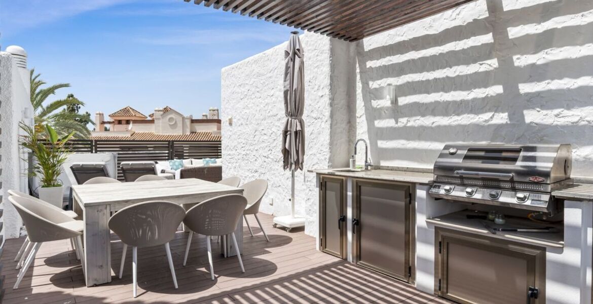Townhouse for rent in Nueva Andalucia Marbella