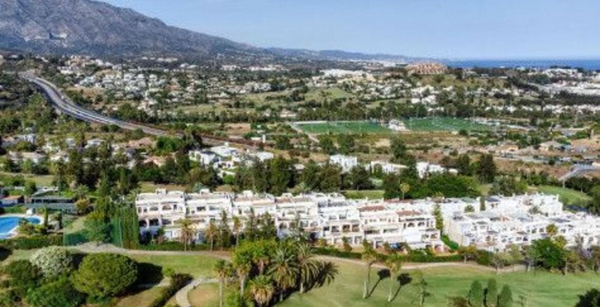 Apartment for rent in Benahavis