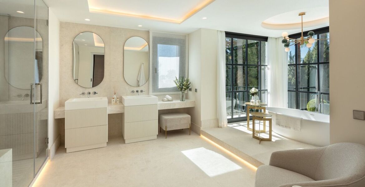 Villa de lujo en alquiler en la Milla de Oro de Marbella