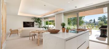 Apartment Duplex for rent in Golden Mile