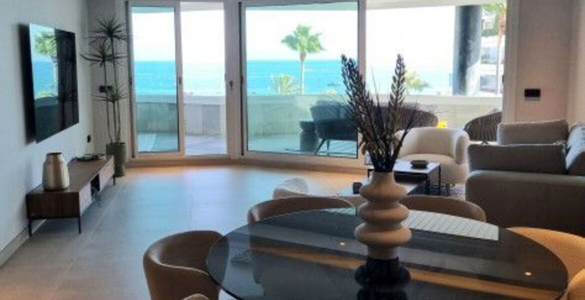 Apartamento en alquiler en Playa Esmeralda, Marbella