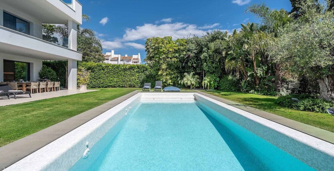 Villa for rent in Puerto Banus Marbella Nueva Andalucia 
