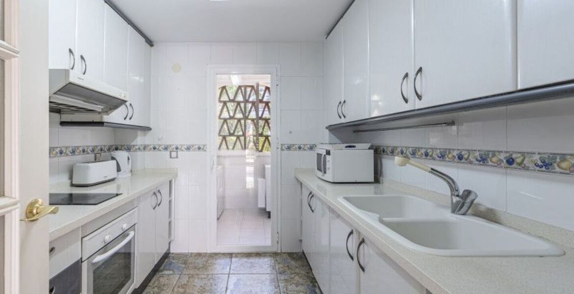 Apartamento en alquiler en Milla de Oro