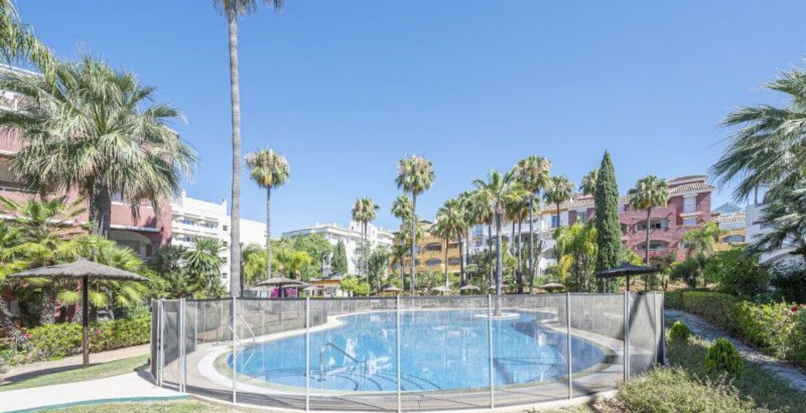 Apartamento en alquiler en Milla de Oro