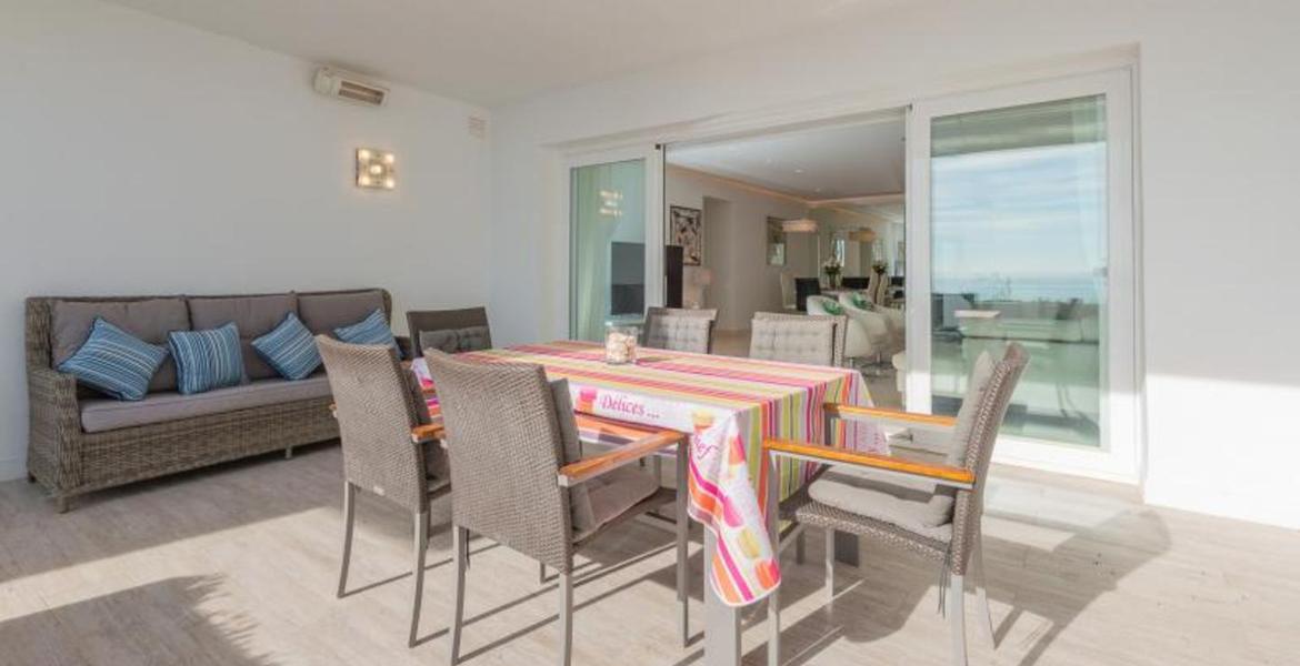 Exceptionnelle appartement en première ligne de plage à Mari
